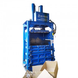 牛皮紙打包機，牛皮紙回收打包機，牛皮紙廢料打包機